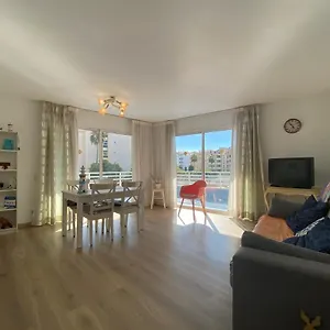 https://apartamentos-ch.top-hotels-tarragona.com